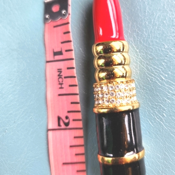 Vtg KENNETH J LANE Glossy RED "KJL" Lipstick Pin Gold Enamel Rhinestones Brooch - Picture 3 of 12